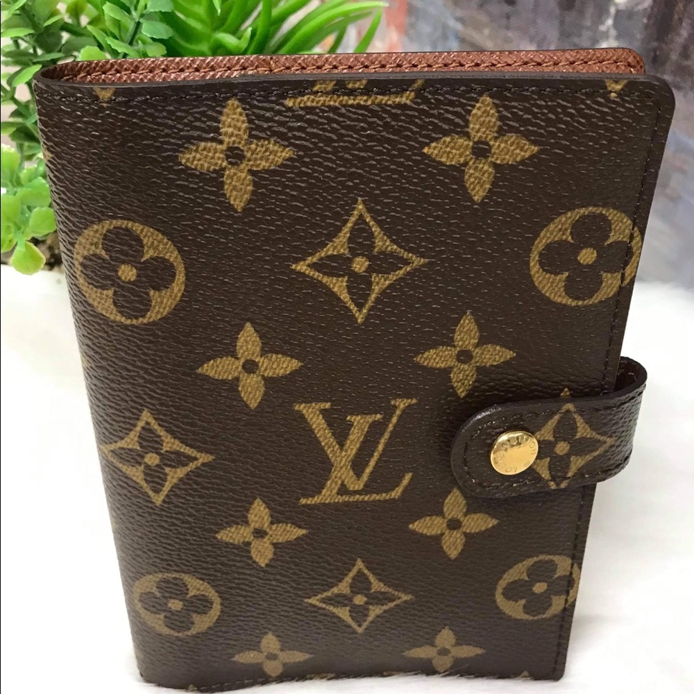 Louis Vuitton Agenda PM